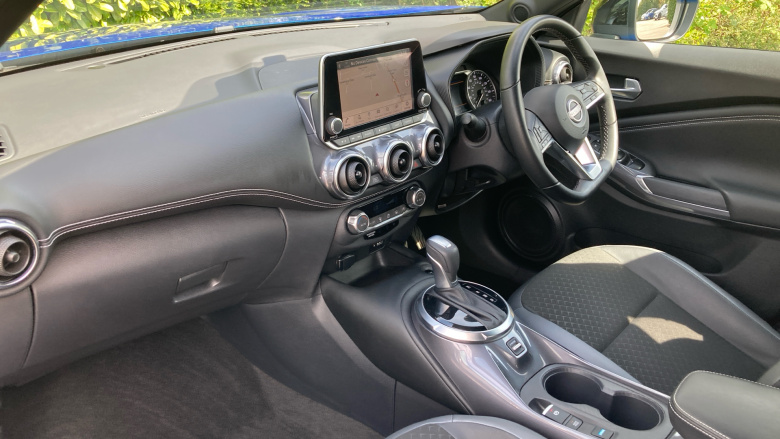 Nissan Juke 1.6 Hybrid N-Connecta 5dr Auto Hybrid Hatchback